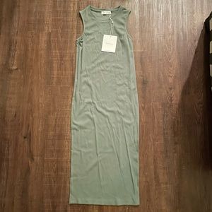 Legoe Heritage Olive Green Ribbed Midi Dress